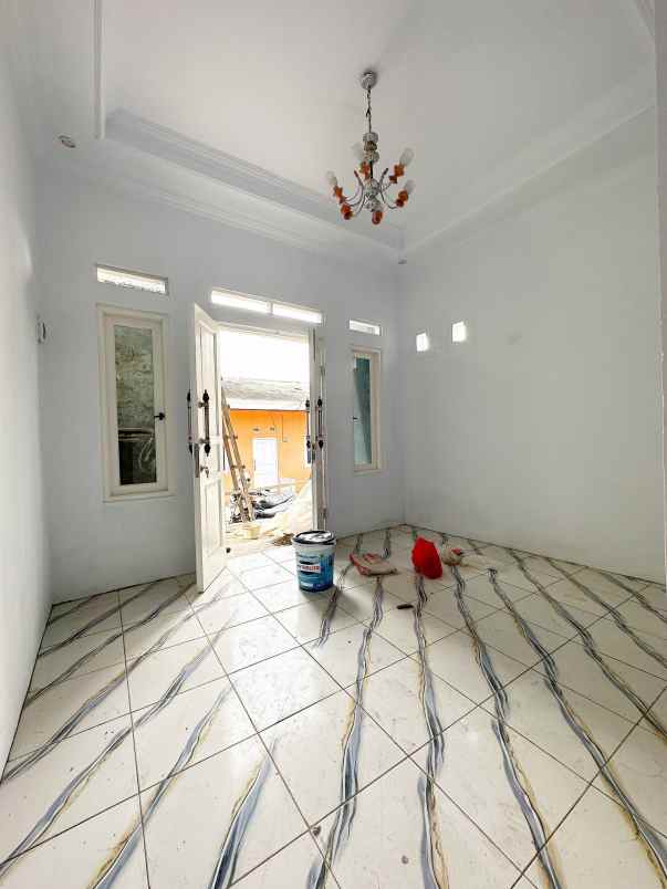 dijual rumah jatiwaringin