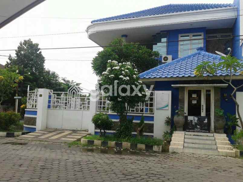 dijual rumah jemursari selatan