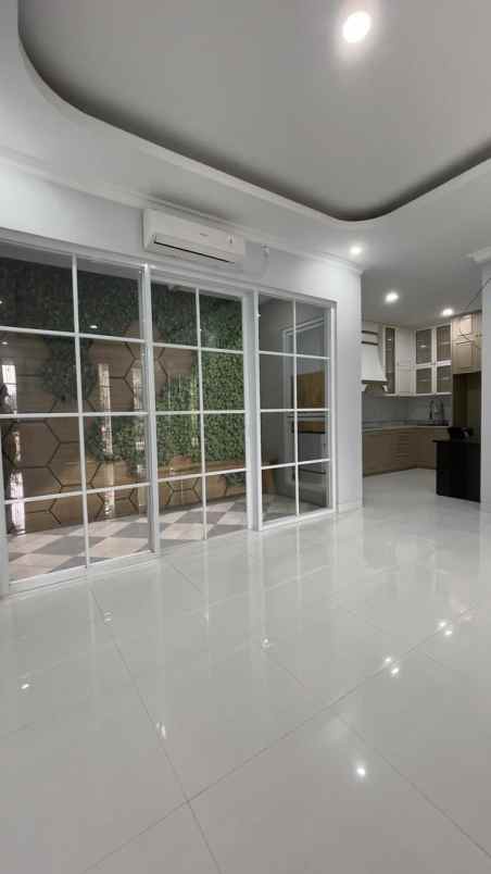 dijual rumah jl bambu apus cipayung