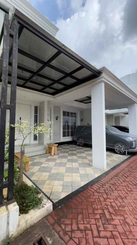 dijual rumah jl bambu apus cipayung