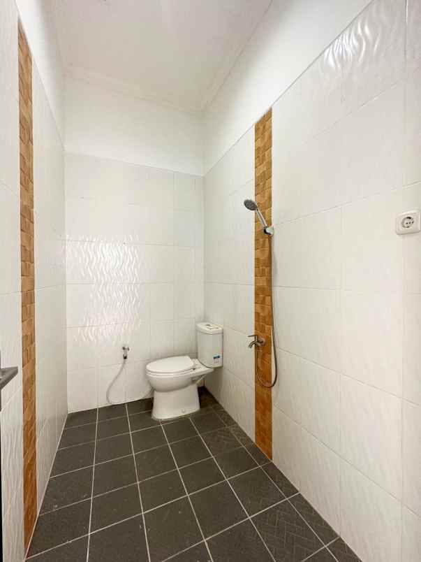 dijual rumah jl celepuk i ujung kota