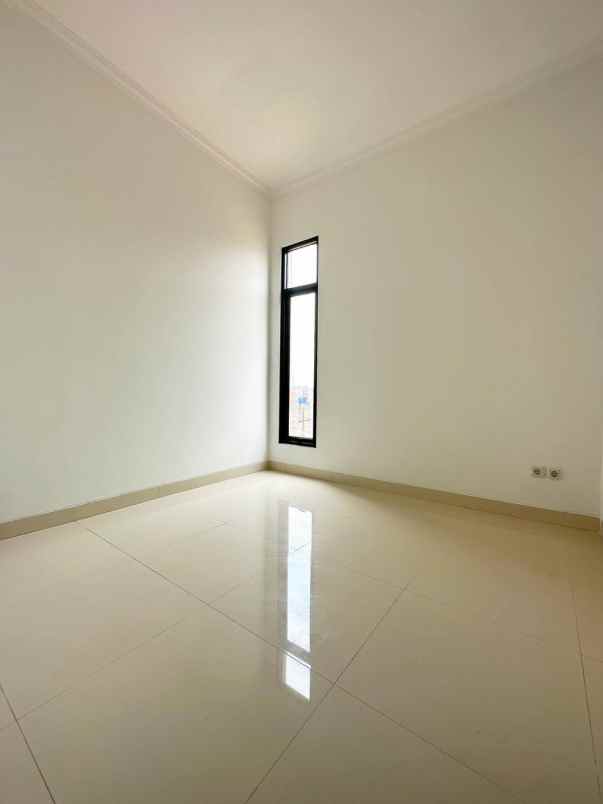 dijual rumah jl celepuk i ujung kota