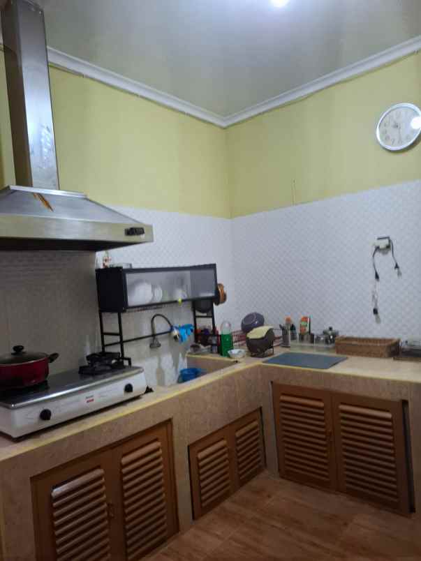 dijual rumah jl cemerlang