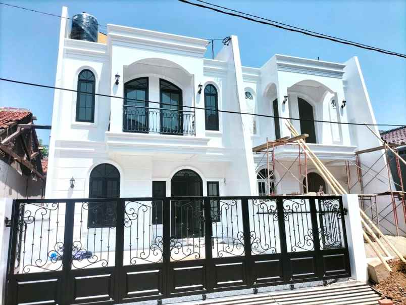 dijual rumah jl dago