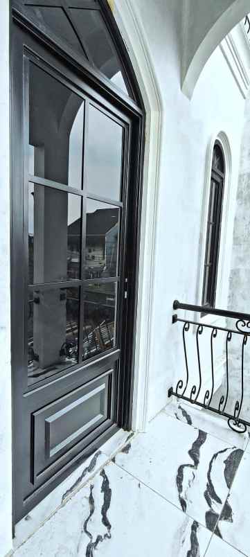 dijual rumah jl dago