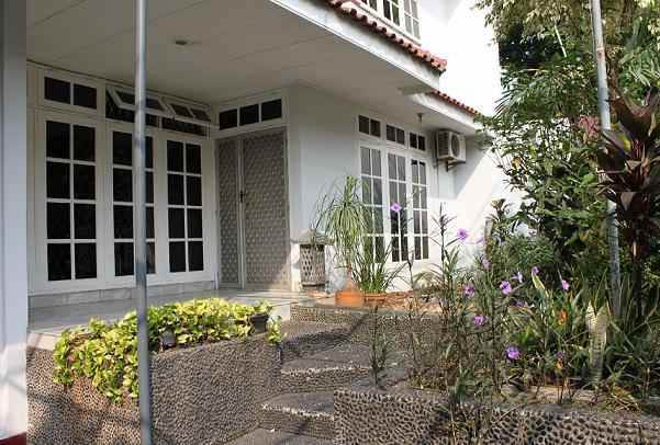 dijual rumah jl damarsari ii pasar minggu