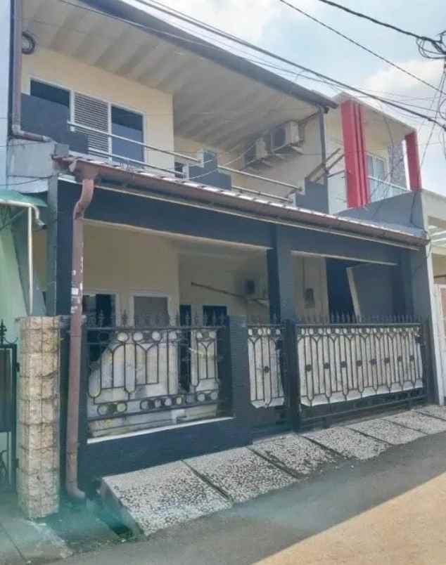 dijual rumah jl gading raya pondok