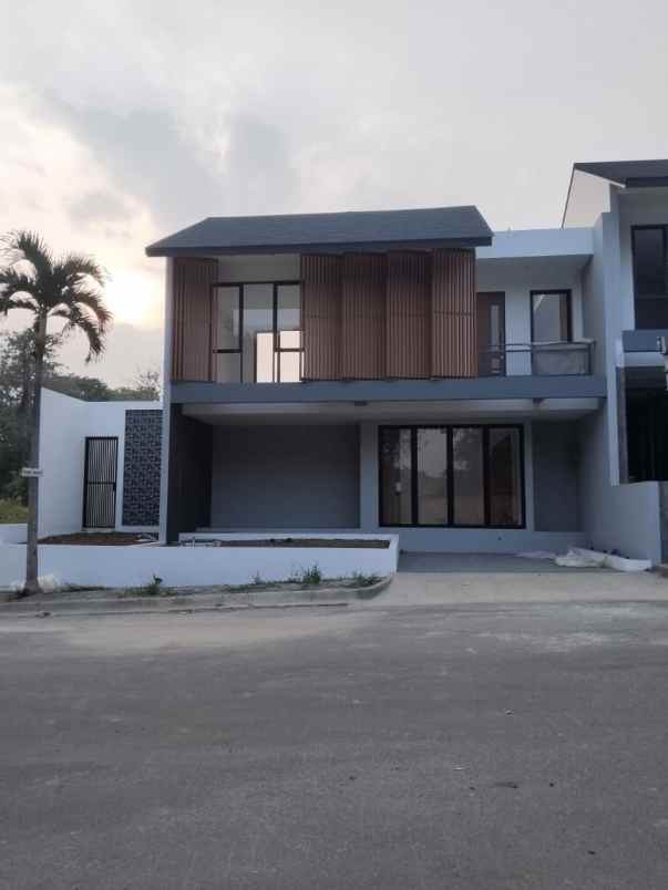 dijual rumah jl ir h djuanda