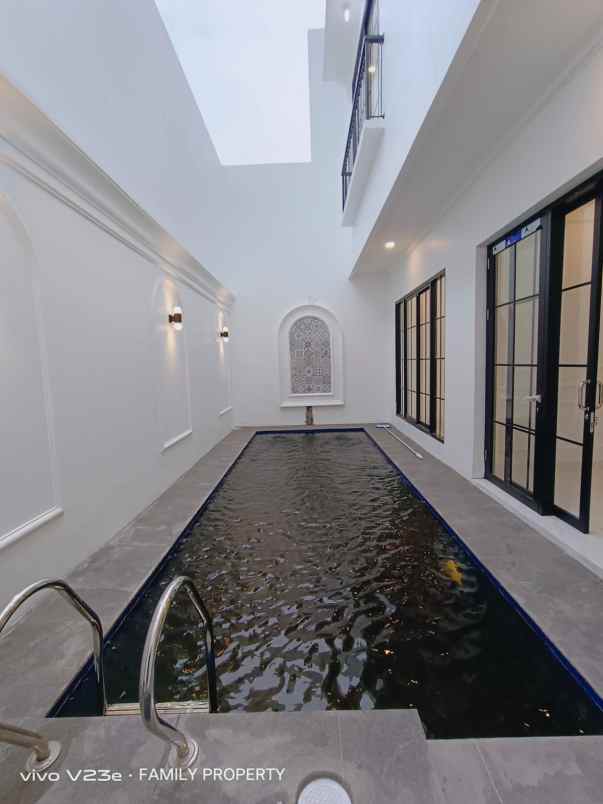 dijual rumah jl joglo raya kembangan