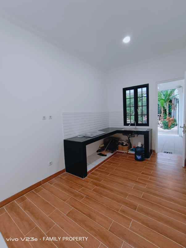 dijual rumah jl joglo raya kembangan