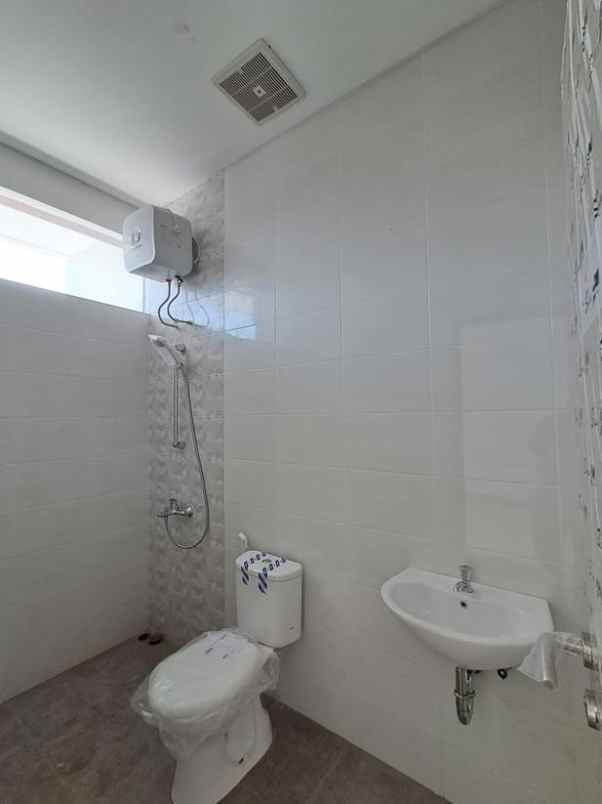 dijual rumah jl jupiter margahayu raya