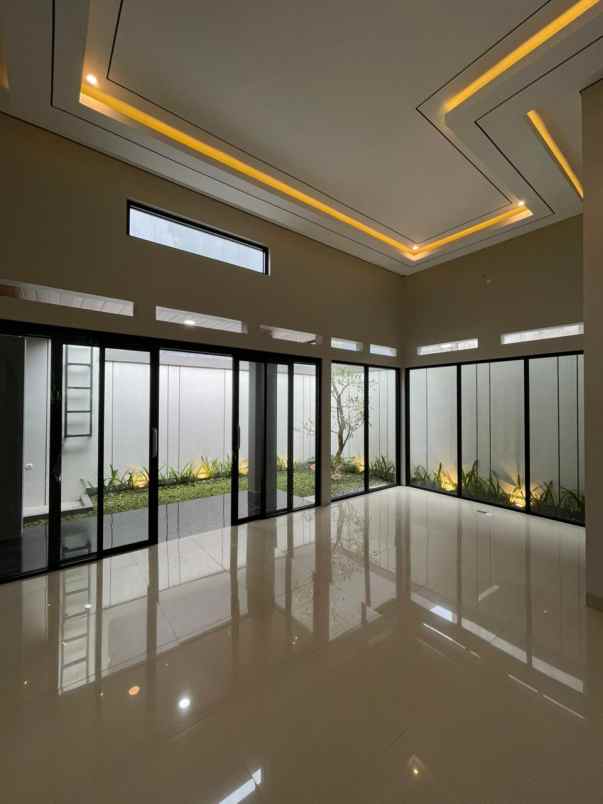 dijual rumah jl kaliurang km 13 ngaglik