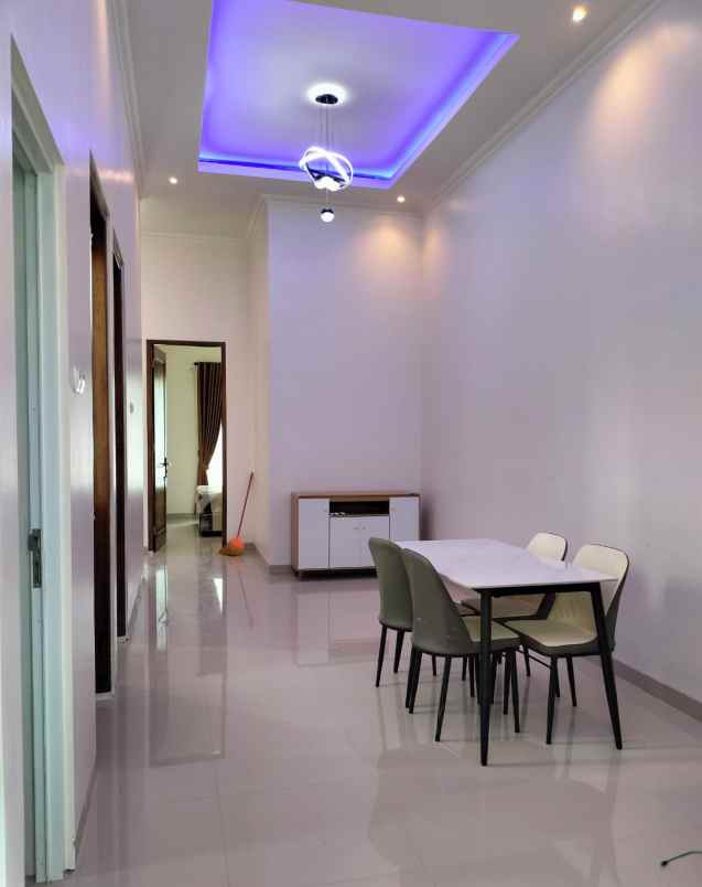 dijual rumah jl kaliurang km 14