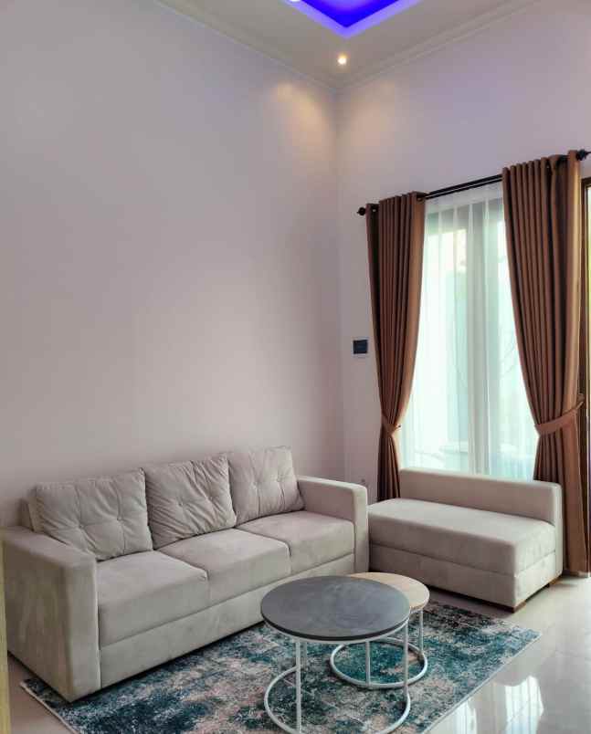dijual rumah jl kaliurang km 14