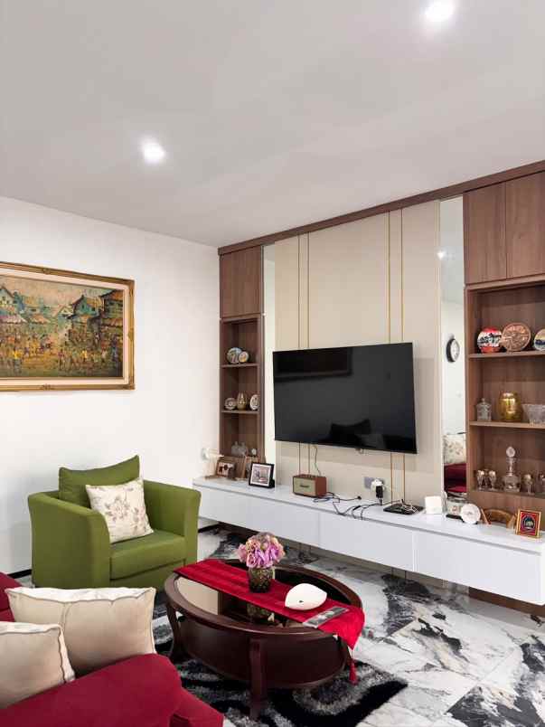 dijual rumah jl kaliurang km 9