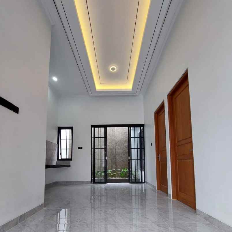 dijual rumah jl kebon agung