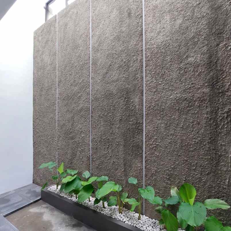 dijual rumah jl kebon agung