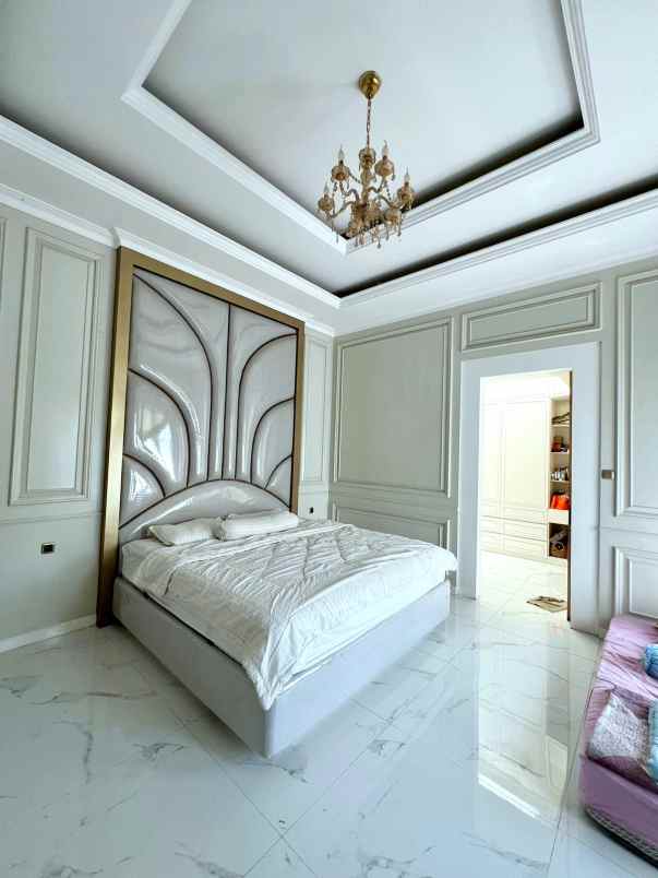 dijual rumah jl lembang