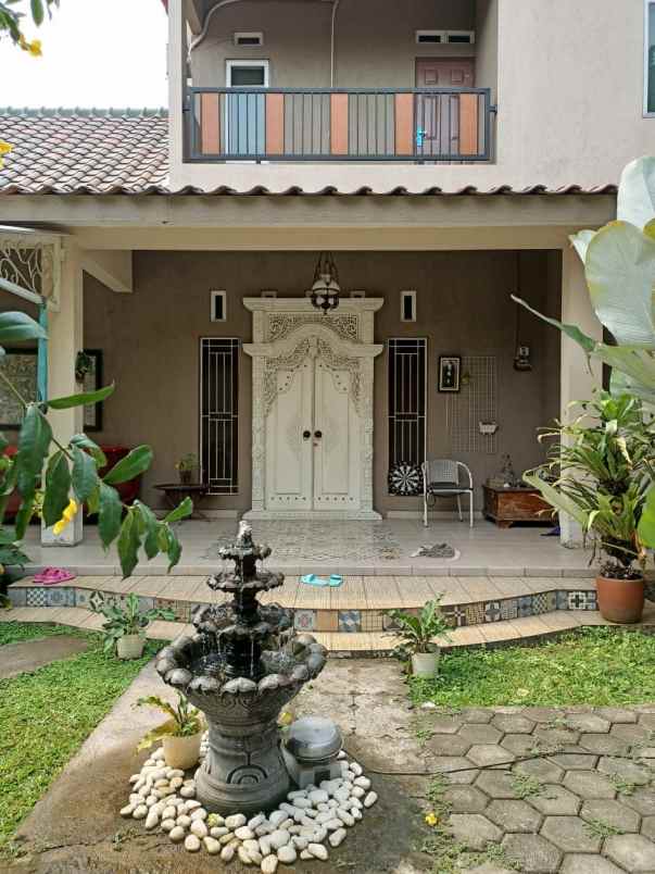 dijual rumah jl leuwinanggung