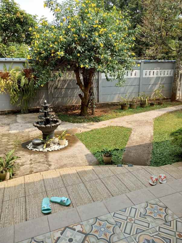 dijual rumah jl leuwinanggung