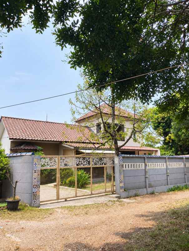 dijual rumah jl leuwinanggung