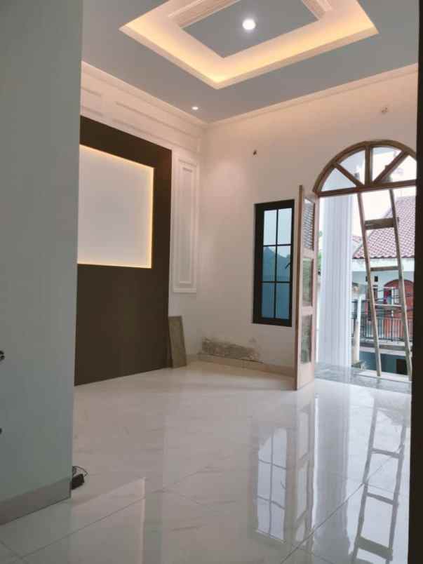 dijual rumah jl macan jagakarsa kec