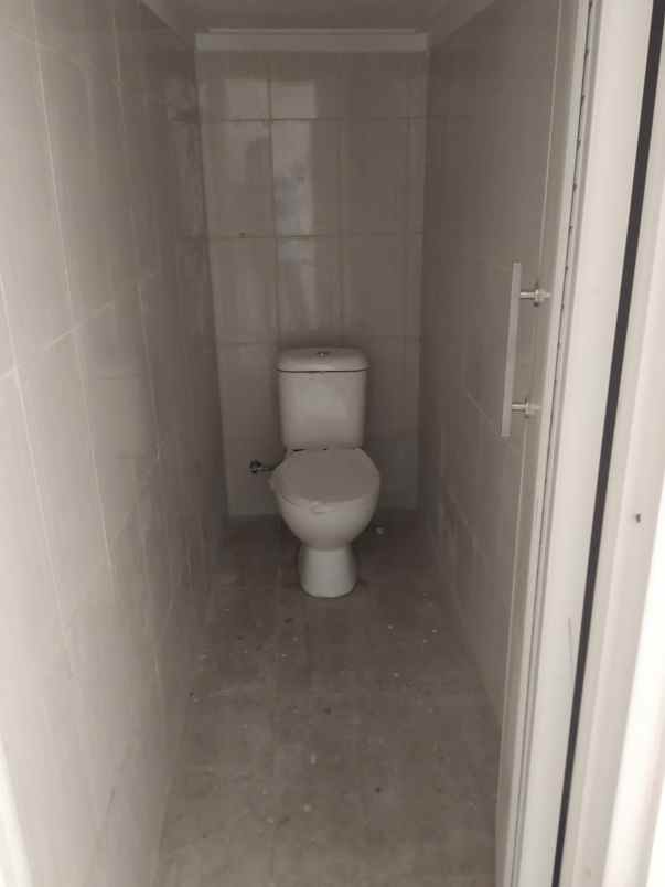 dijual rumah jl pengantin ali no 1 c rt