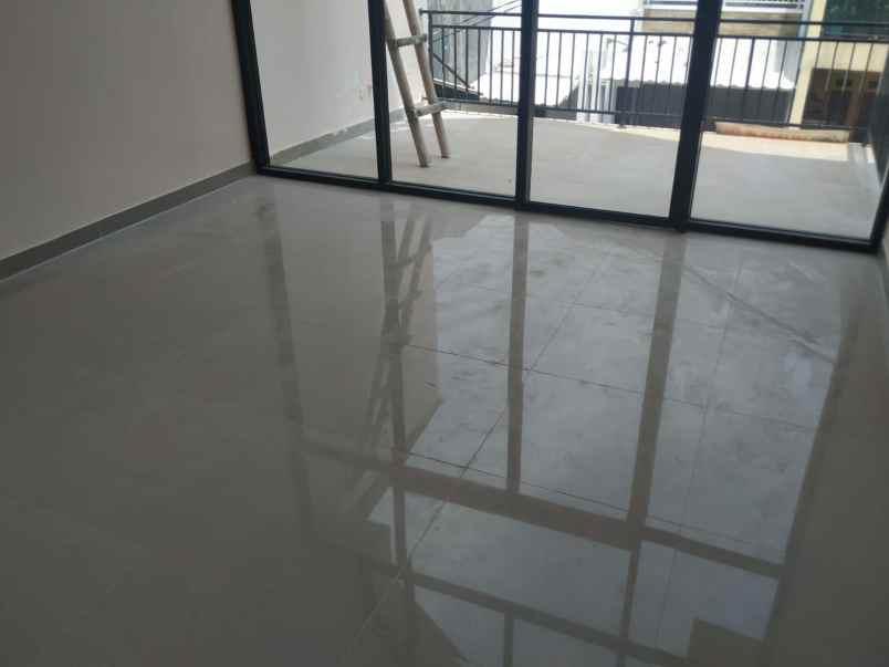dijual rumah jl pengantin ali no 1 c rt