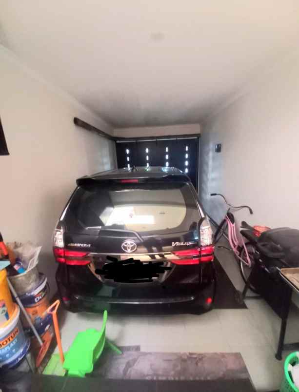 dijual rumah jl pondok kelapa raya