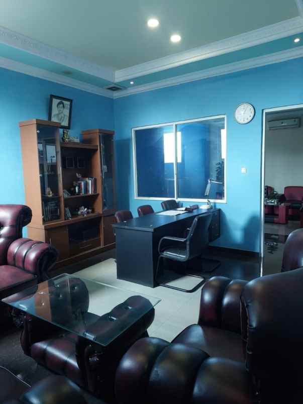 dijual rumah jl raya jagakarsa