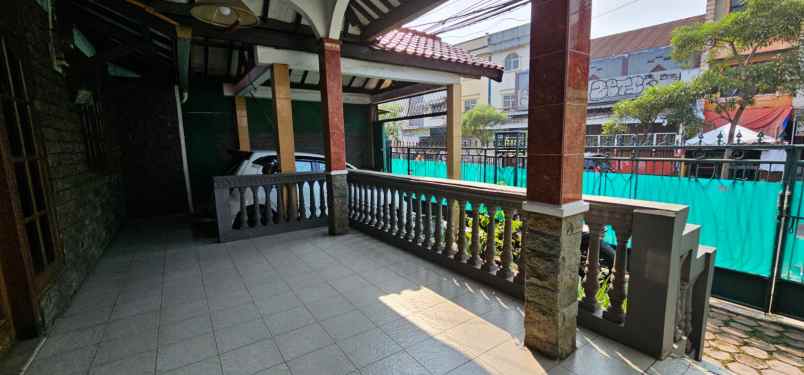 dijual rumah jl raya kartini pancoran