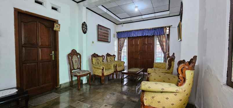 dijual rumah jl raya kartini pancoran