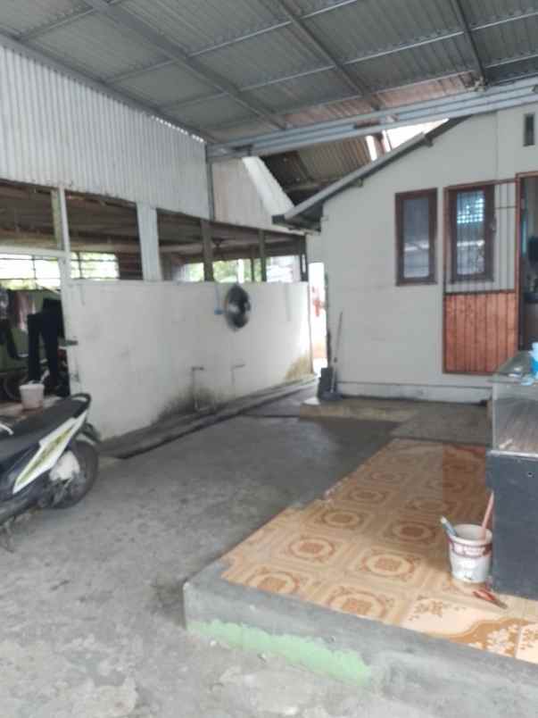 dijual rumah jl soekarno hatta koto