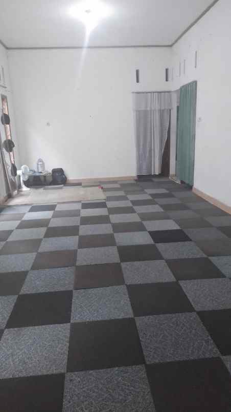 dijual rumah jl soekarno hatta koto