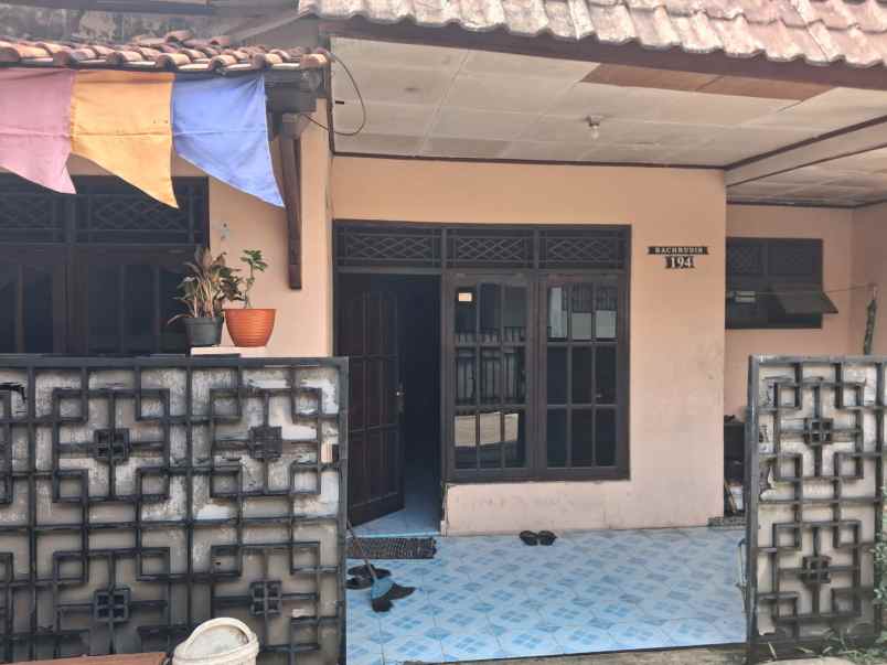 dijual rumah jl sonokembang