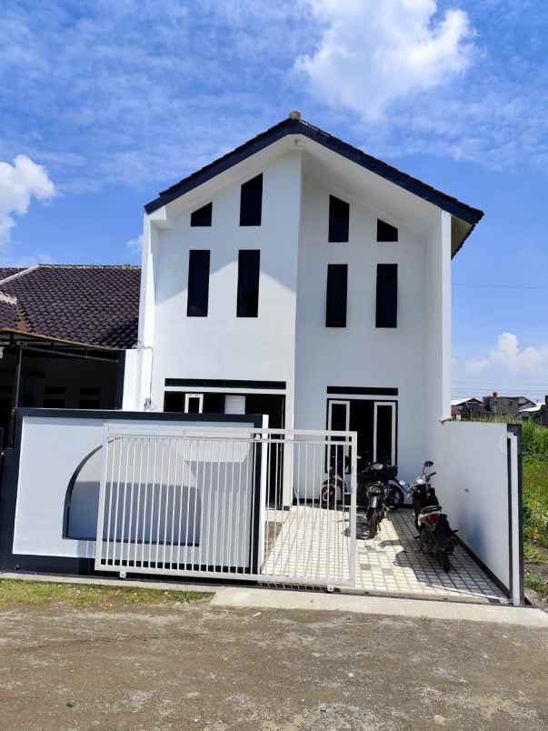 dijual rumah jln bojongwaru rancamulya