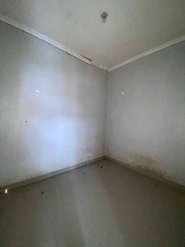 dijual rumah jln keradenan cibinong bogor