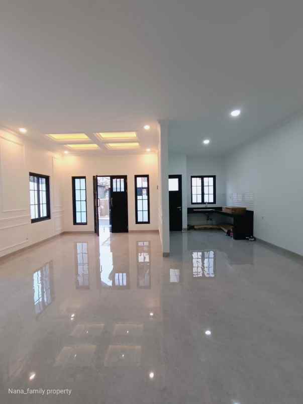 dijual rumah jln muchtar raya joglo
