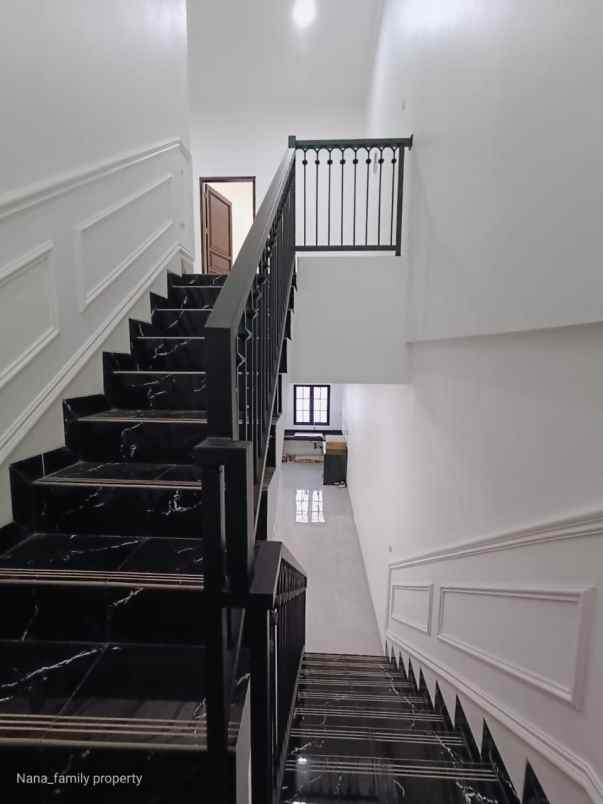 dijual rumah jln muchtar raya joglo