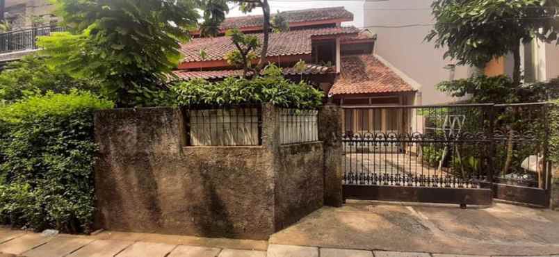 dijual rumah joglo kembangan jakarta barat
