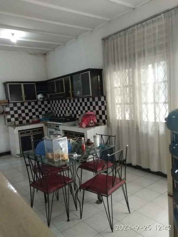 dijual rumah jomblang candisari