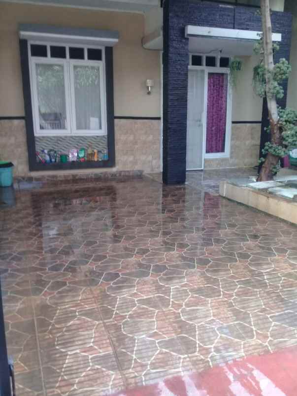 dijual rumah jual rumah di jl bekasi