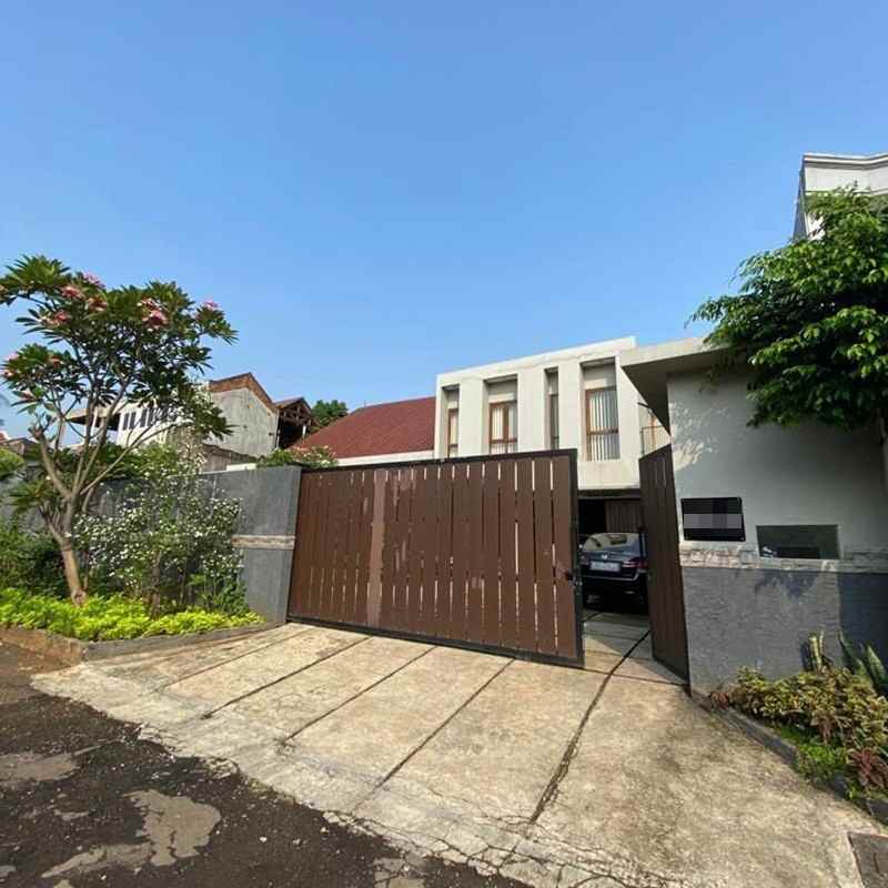dijual rumah jual rumah mewah shm di