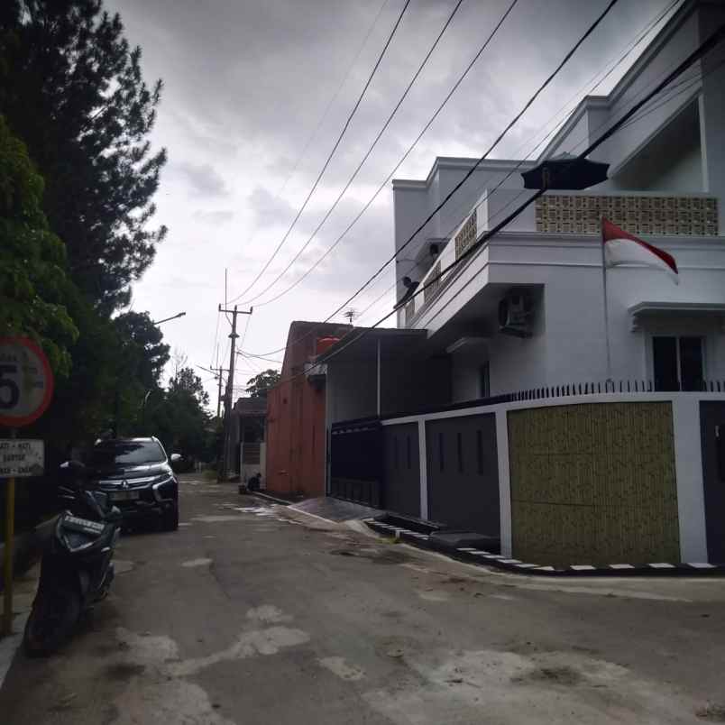 dijual rumah kalimulya cilodong depok