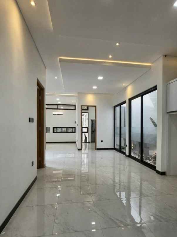 dijual rumah kaliurang km 12 5