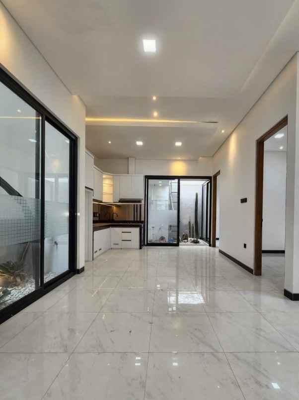 dijual rumah kaliurang km 12 5