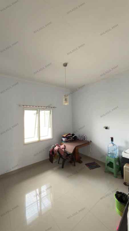 dijual rumah karang tengah