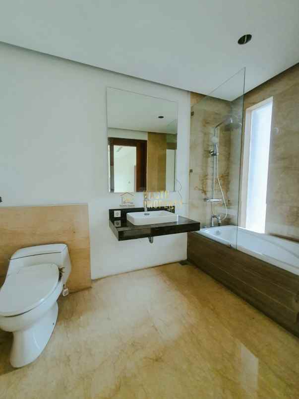 dijual rumah kebayoran lama jakarta