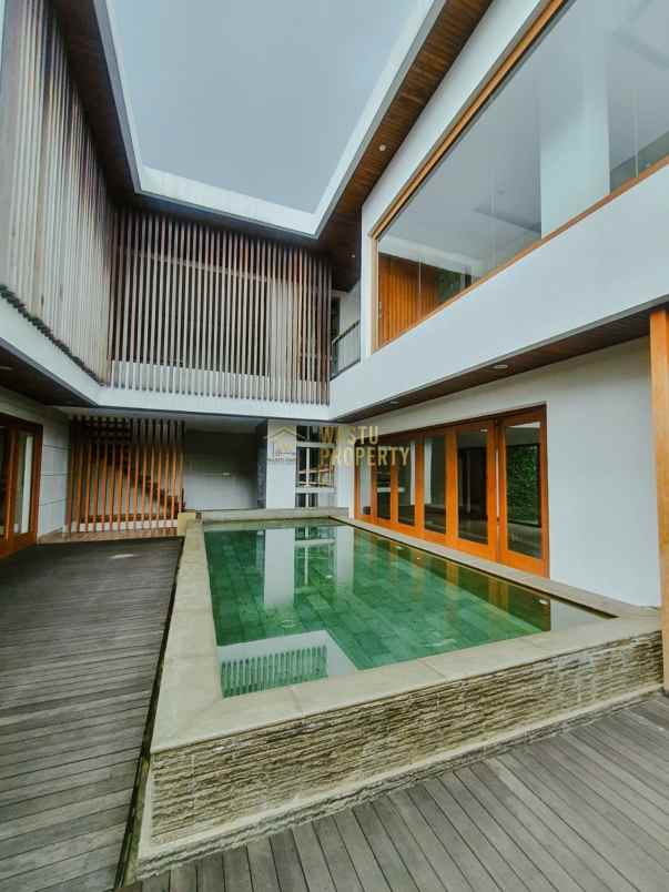 dijual rumah kebayoran lama jakarta