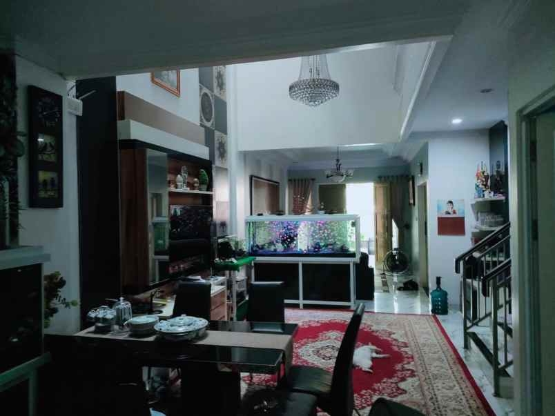 dijual rumah kebon jeruk
